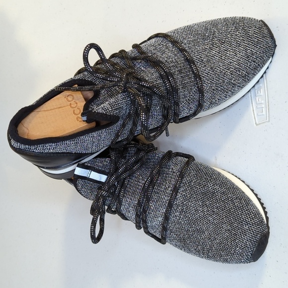 Urban Sport by J/Slides NYC Black Mara Sneaker Metallic Women's NWOB 10 - Picture 8 of 15